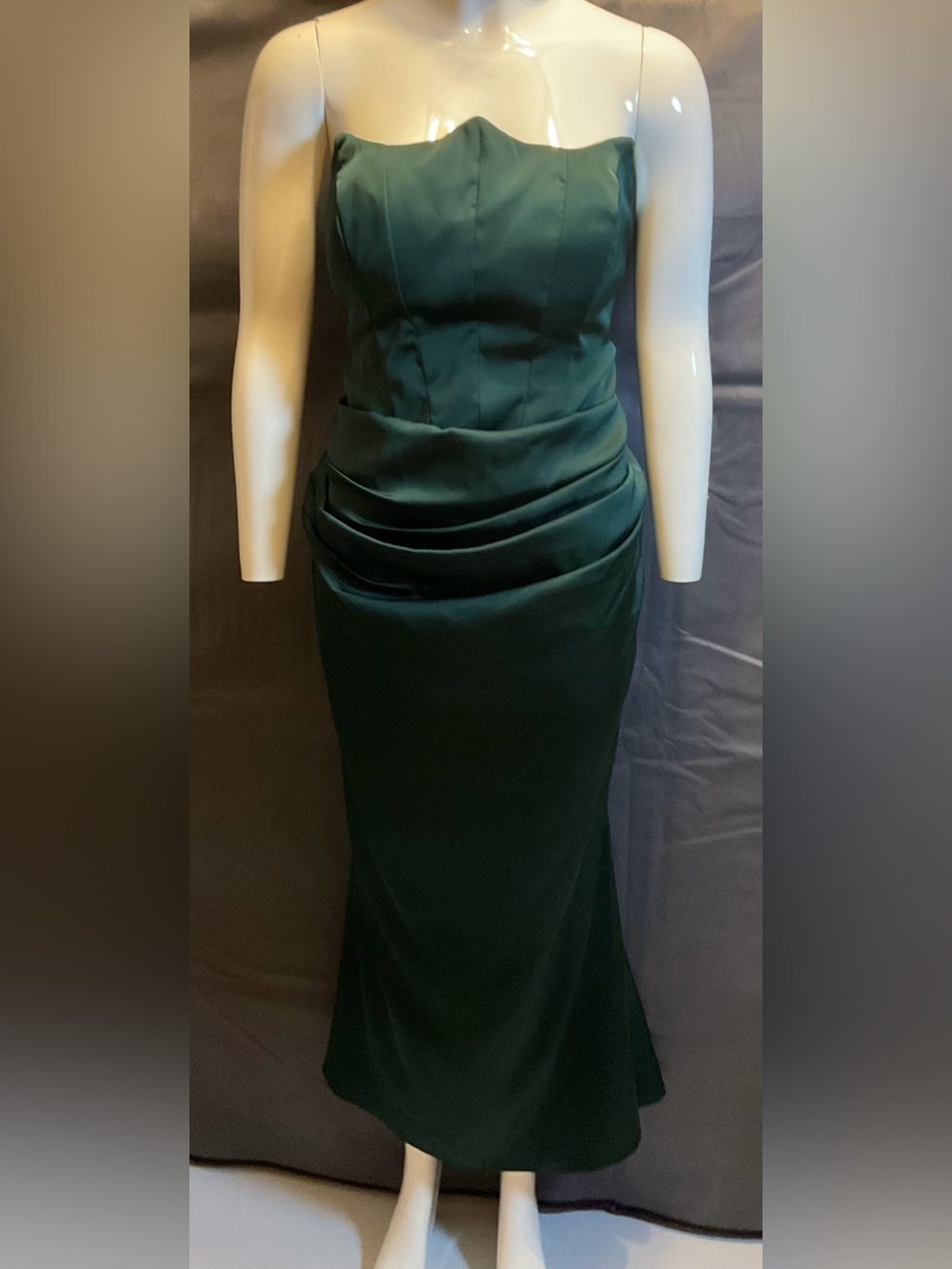 NWT Elegant Forest Green Draped Satin Evening Dress